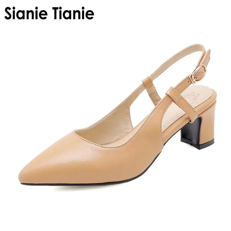 Женские босоножки на высоком квадратном каблуке с острым носком|Боссоножки и