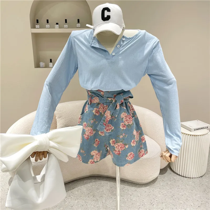 

New Women's clothing Spring Summer 2021 Fashion Solid long sleeve T-shirt Floral shorts Two piece set