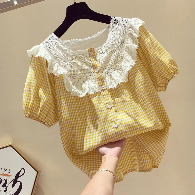 

2021 New Summer Women Fashion Plaid Printing Blouse Office Ladies Square Collar Lace Patchwork Shirt Chic Retro Blusas Tops M30