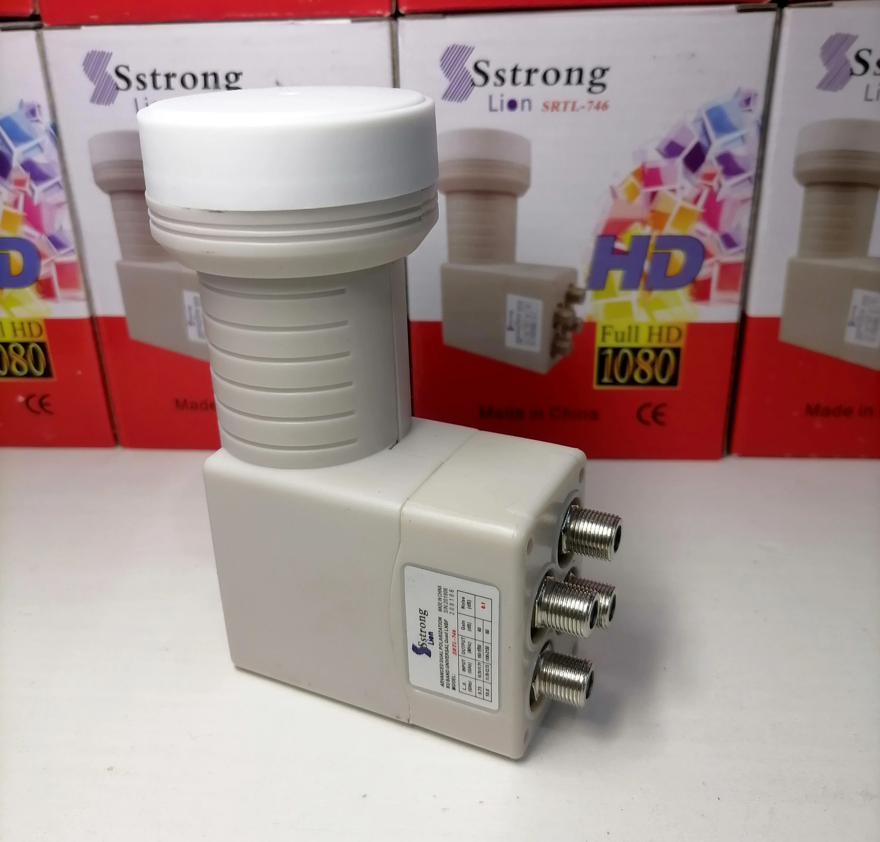 SR-320SR-3602ACE SR-3604ACE лучший сигнал Универсальный ku-диапазона Твин Quad LNB из