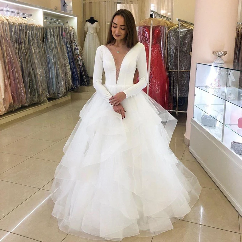 

Latest Princess Ball Gown Wedding Dresses Long Sleeves Ivory Wedding Gowns V Neckline Bridal Dresses Ruffle Skirt Back Out 2021