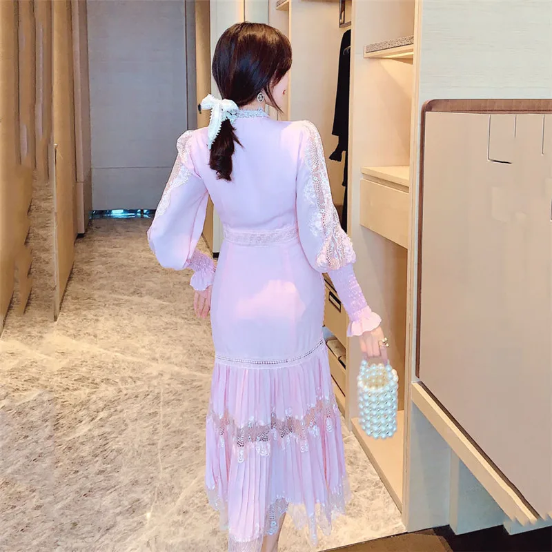 

Lantern Sleeve Lace Patchwork Pleated Dress Women V-Neck High Waist Long Midi Dress Elegant Hollow Out Sexy Sheath Dress B656
