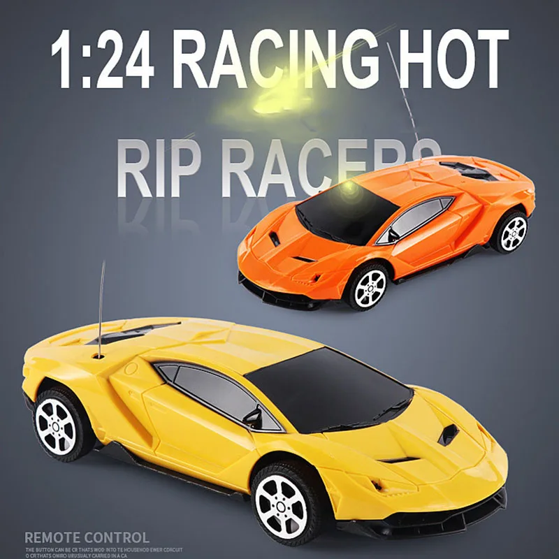 1:24 RC автомобиль вождения спортивных автомобилей модели привода дистанционного управления автомобиль RC Боевая игрушка подарок для детей