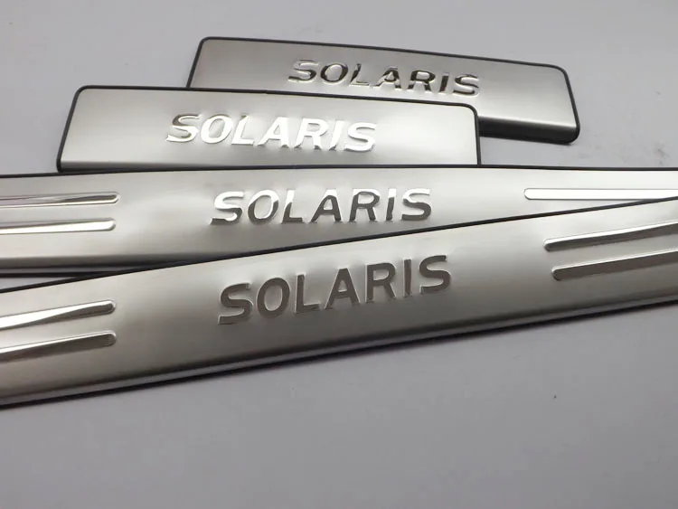Для hyundai solaris 2011 седан дверные пороги потертости подножка порог подоконник аксессуары