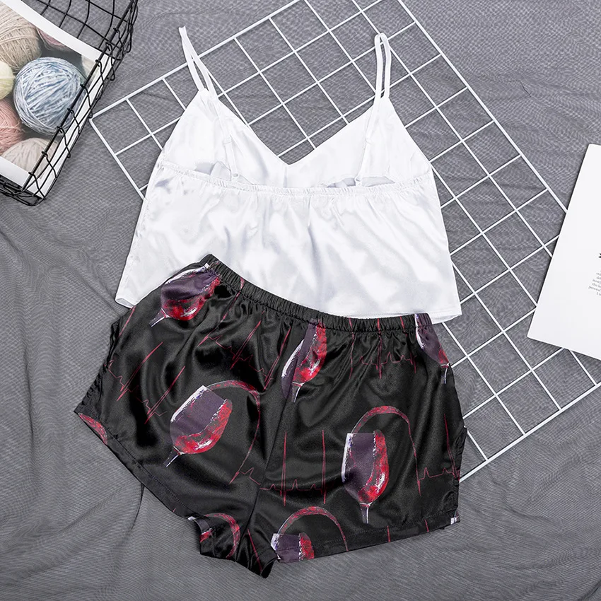 Sleeveless Sexy Pajamas Set Letter Printing Casual Fashion Satin Two Piece Set V-Neck Pyjamas for Women Summer Sleepwear
