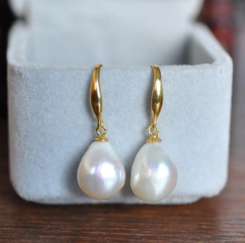 

AAA 9-11mm South Sea White Baroque Pearl Earrings 925 silver gilded