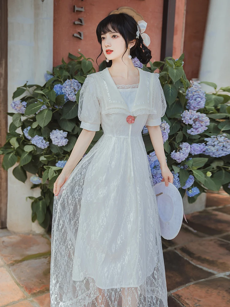 

Make spot navy brought the French lace fairy dress a maiden in love