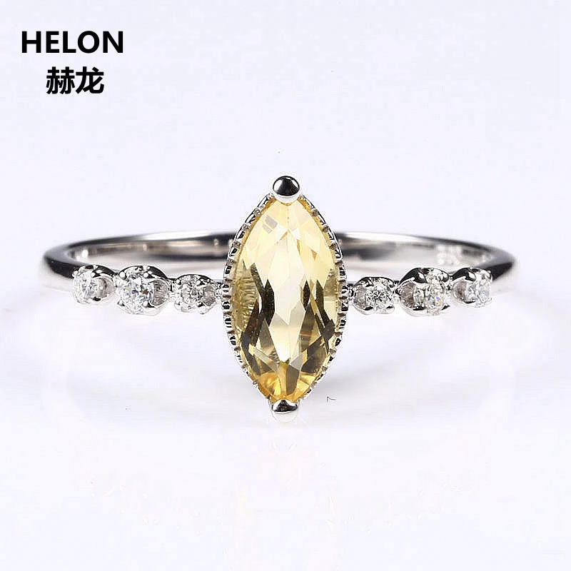 Обручальное кольцо из белого золота с камнями 4 х8 мм 14 к | Украшения и аксессуары