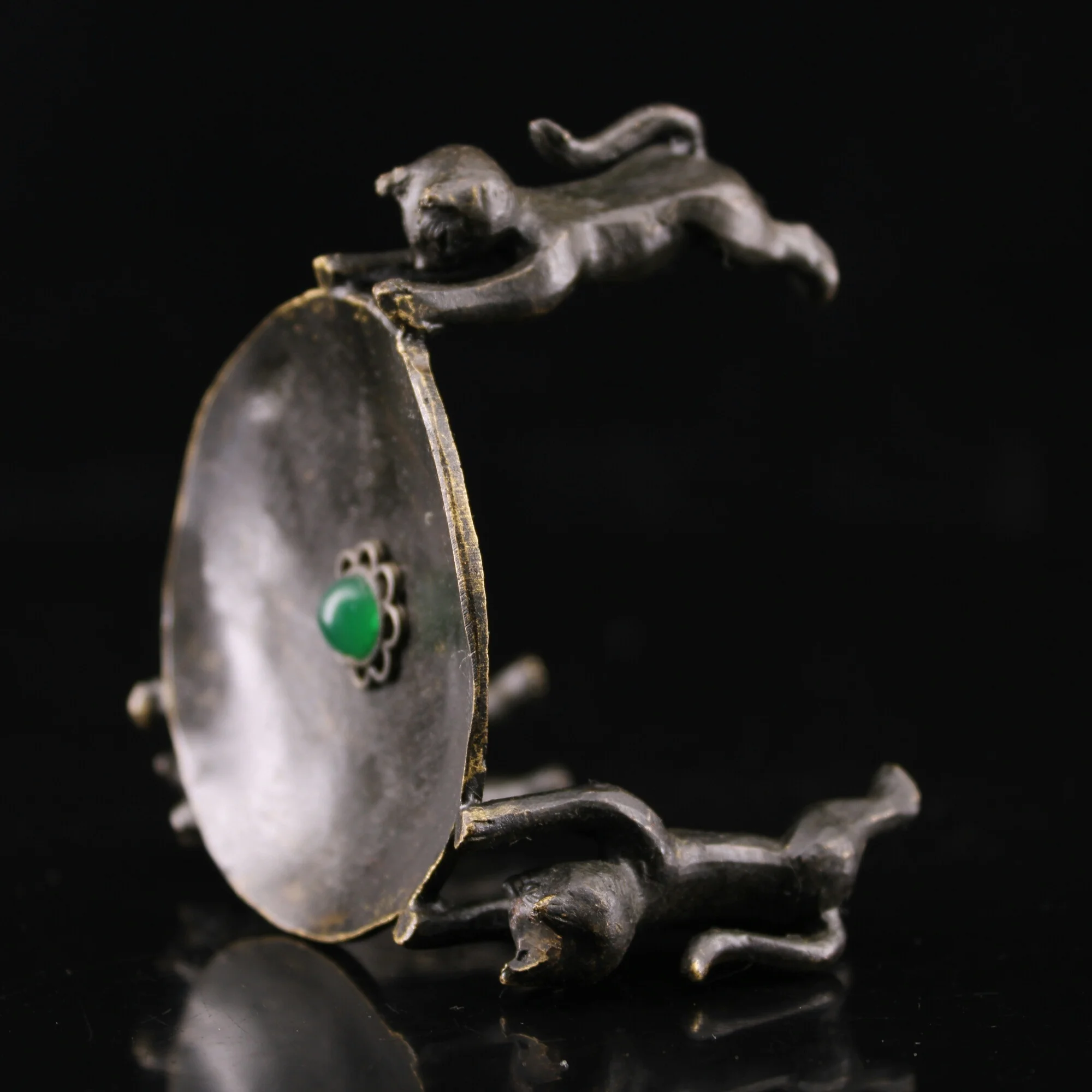 

wedding decoration Ancient pure copper hand-made three cat wax tables inlaid with treasure cat oil lamp