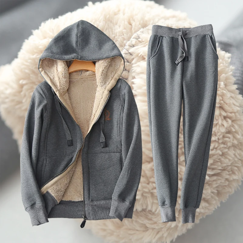 Спортивный костюм женский комплект из двух предметов костюмы зимние женские