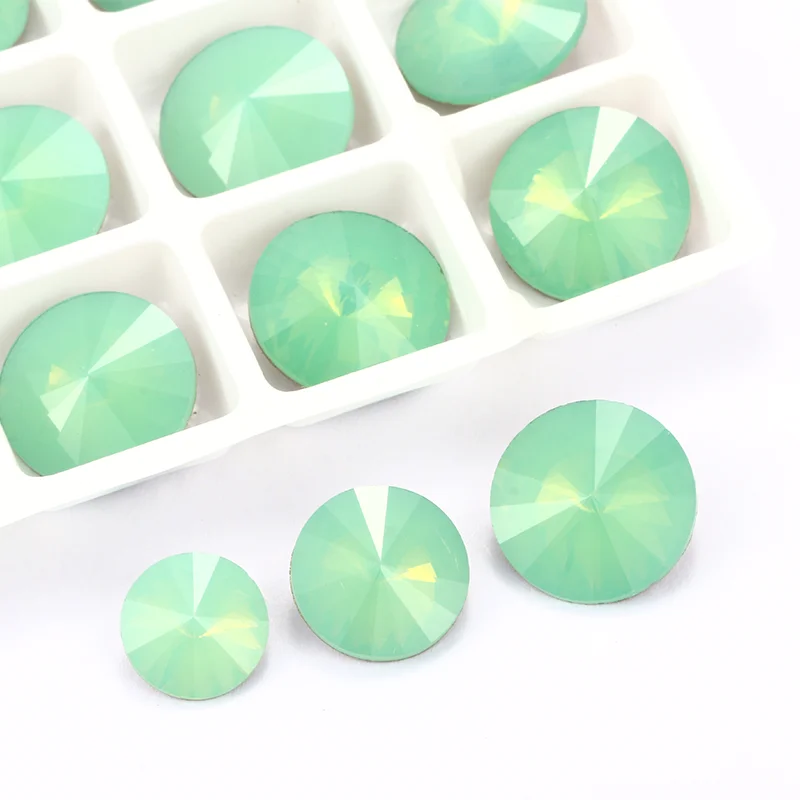 K9 стеклянные прозрачные кристаллы горного хрусталя с острым основанием Rivoli для