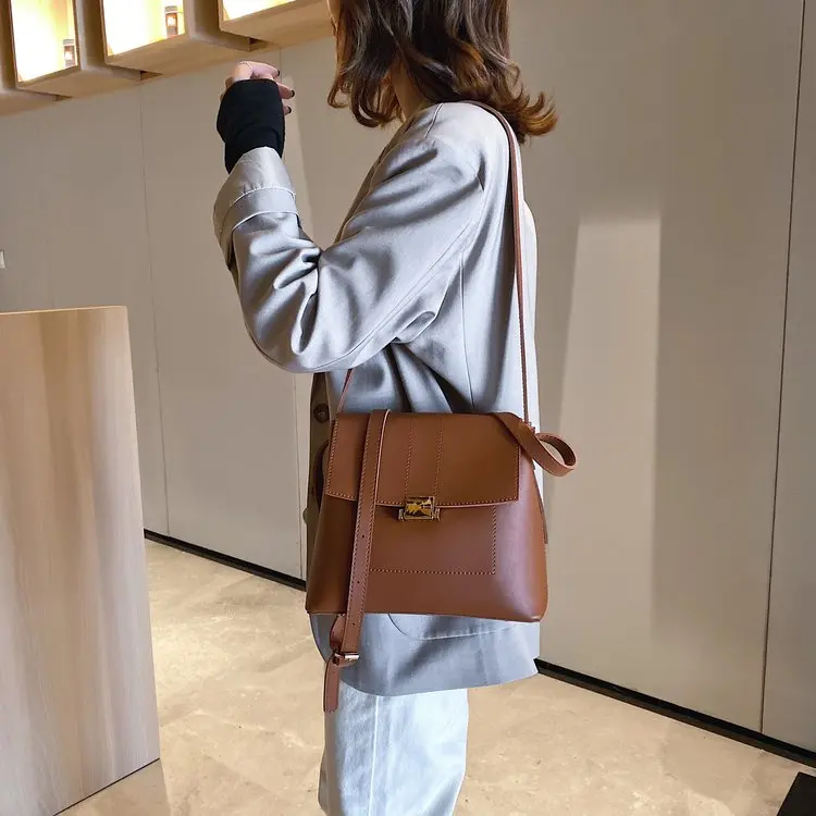 

Bags for Women 2020 Female Crossbody Bags for College Large Capacity Handbags Shoulder Bag Women Designer Travel Frosted Bolsa