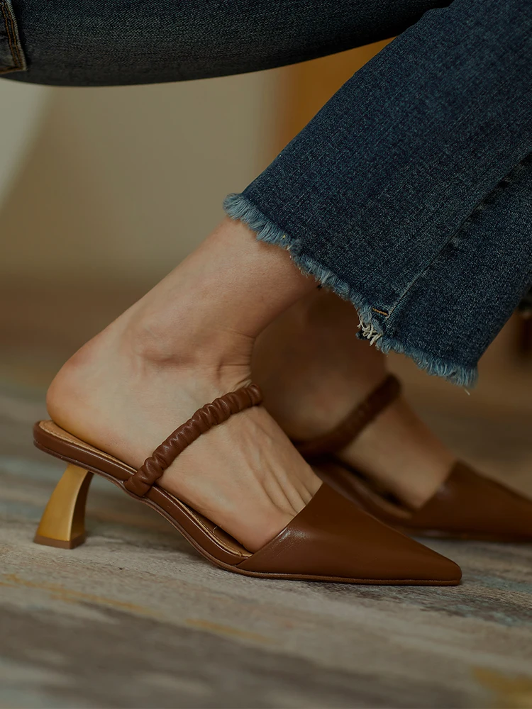 Туфли-лодочки женские с острым носком пикантная обувь кожаные вечерние