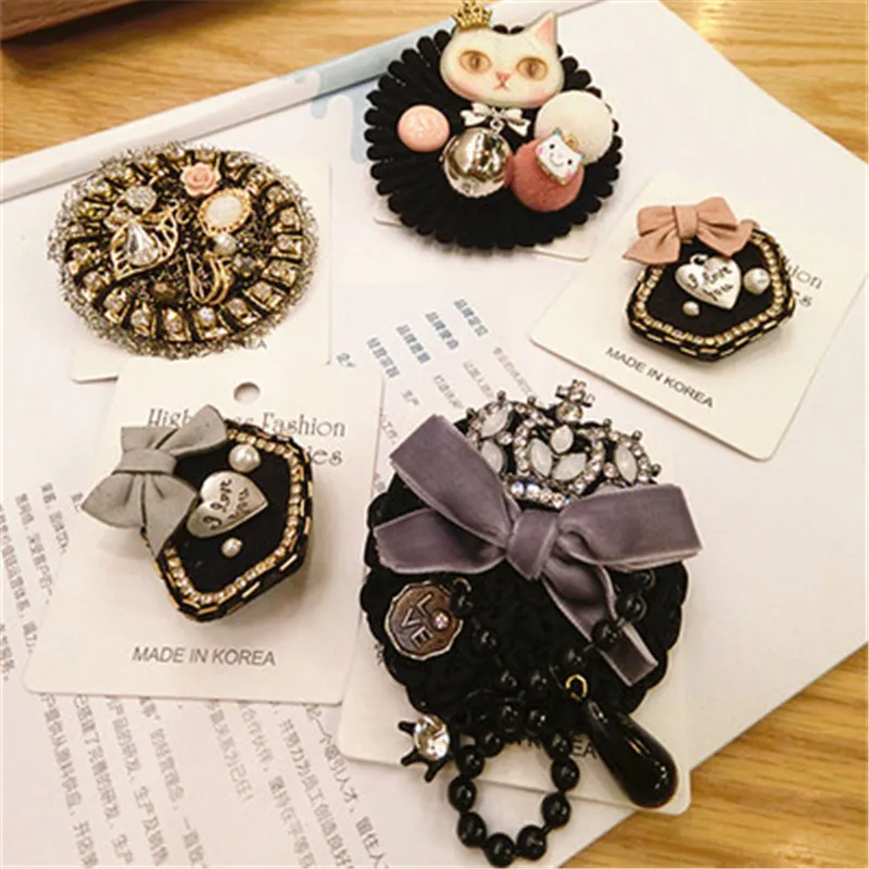 Для женщин и девушек на выставку брошь булавке значок серии комплект кисточкой