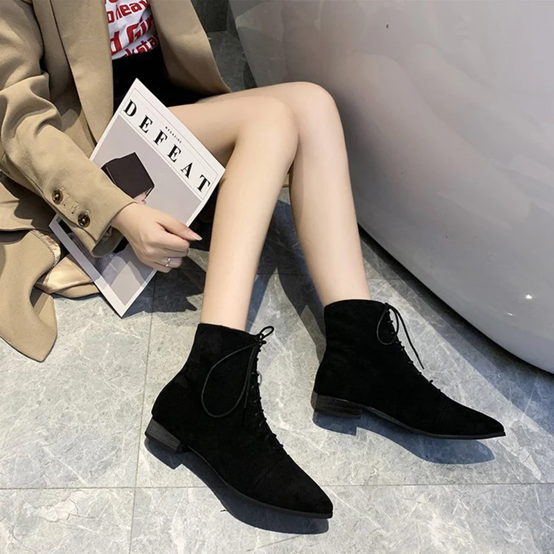 Женские ботильоны на массивном каблуке черные однотонные Ботинки Челси из замши
