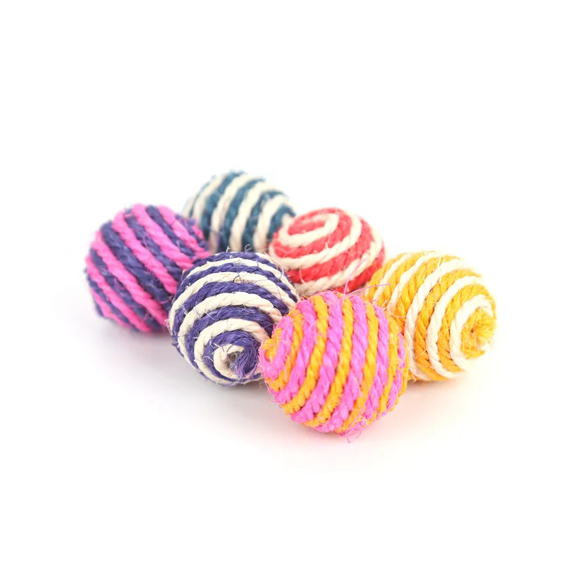 

1pc Cat Pet Sisal Rope Weave Ball Teaser Play Chewing Rattle Scratch Catch Chew Toy Interactive Funny Cat Toy Ball Pet Supplies
