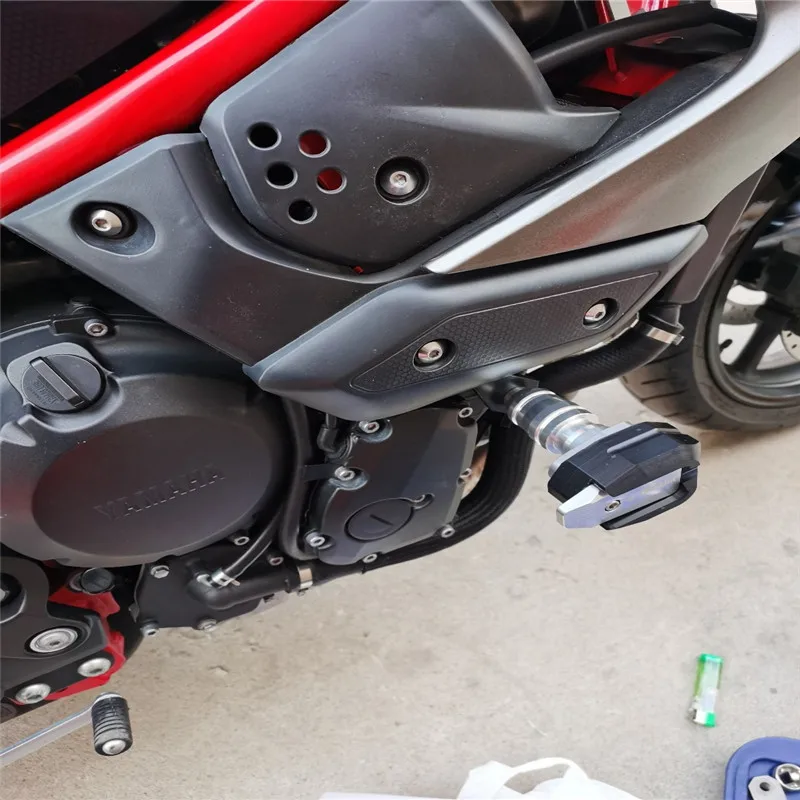 Защитный бортик для мотоцикла YAMAHA XJ6 DIVERSION XJ-6.