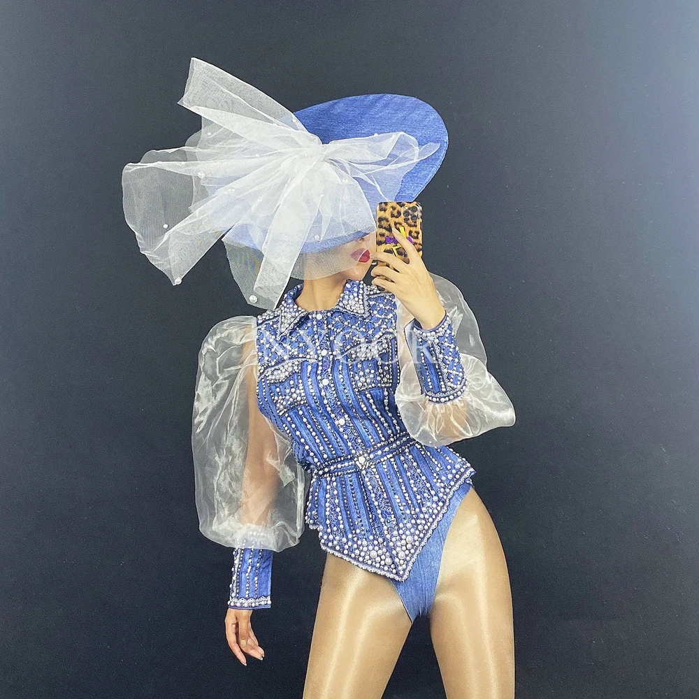 Сверкающие стразы комплект джинсовой куртки и шорт убор для головы с кружевами