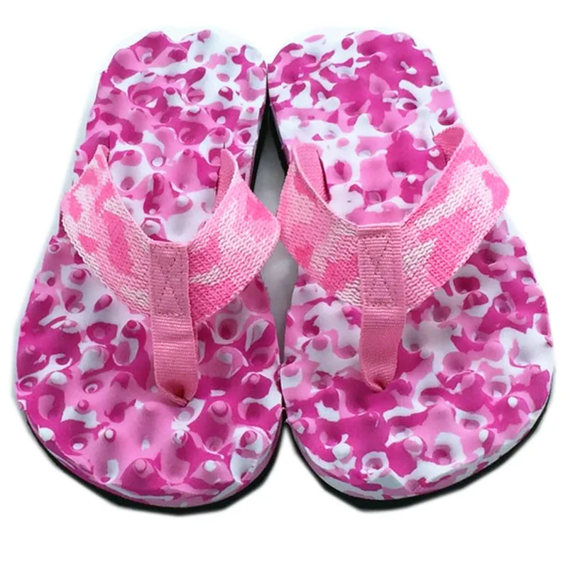 Шлепанцы женские камуфляжные массажные сандалии на плоской подошве удобные