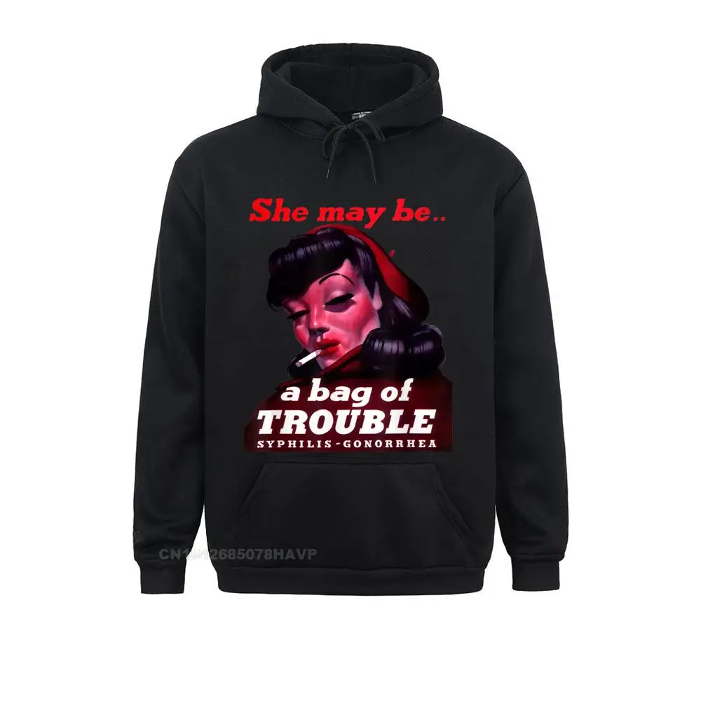 ΠΠ»Π°ΡΡΠΈΡΠ΅ΡΠΊΠΈΠ΅ ΠΌΡΠΆΡΠΊΠΈΠ΅ ΡΠ²ΠΈΡΡΠΎΡΡ, Π²ΠΈΠ½ΡΠ°ΠΆΠ½ΡΠ΅ ΠΌΠΎΠ΄Π½ΡΠ΅ ΡΠΎΠ»ΡΡΠΎΠ²ΠΊΠΈ Ρ ΠΊΠ°ΠΏΡΡΠΎΠ½ΠΎΠΌ ΠΈ Π΄Π»ΠΈΠ½Π½ΡΠΌ ΡΡΠΊΠ°Π²ΠΎΠΌ Π² ΡΡΠΈΠ»Π΅ Π²ΡΠΎΡΠΎΠΉ ΠΌΠΈΡΠΎΠ²ΠΎΠΉ Π²ΠΎΠΉΠ½Ρ, Π‘Π¨Π, ΠΏΡΠΎΠΏΠ°Π³Π°Π½Π΄ΠΈΡΡΡΠΊΠΈΠΉ ΠΏΠΎΡΡΠ΅Ρ, ΡΡΡΠ±ΠΎΠ»ΠΊΠ°, Ρ
ΡΠ΄ΠΎΠΆΠ΅ΡΡΠ²Π΅Π½Π½Π°Ρ Π’ΠΎΠ»ΡΡΠΎΠ²ΠΊΠ° ΠΠ»Π°ΡΡΠΈΡΠ΅ΡΠΊΠΈΠ΅ ΠΌΡΠΆΡΠΊΠΈΠ΅ ΡΠ²ΠΈΡΡΠΎΡΡ, Π²ΠΈΠ½ΡΠ°ΠΆΠ½ΡΠ΅ ΠΌΠΎΠ΄Π½ΡΠ΅ ΡΠΎΠ»ΡΡΠΎΠ²ΠΊΠΈ Ρ ΠΊΠ°ΠΏΡΡΠΎΠ½ΠΎΠΌ ΠΈ Π΄Π»ΠΈΠ½Π½ΡΠΌ ΡΡΠΊΠ°Π²ΠΎΠΌ Π² ΡΡΠΈΠ»Π΅ Π²ΡΠΎΡΠΎΠΉ ΠΌΠΈΡΠΎΠ²ΠΎΠΉ Π²ΠΎΠΉΠ½Ρ, Π‘Π¨Π, ΠΏΡΠΎΠΏΠ°Π³Π°Π½Π΄ΠΈΡΡΡΠΊΠΈΠΉ ΠΏΠΎΡΡΠ΅Ρ, ΡΡΡΠ±ΠΎΠ»ΠΊΠ°, Ρ
ΡΠ΄ΠΎΠΆΠ΅ΡΡΠ²Π΅Π½Π½Π°Ρ Π’ΠΎΠ»ΡΡΠΎΠ²ΠΊΠ°