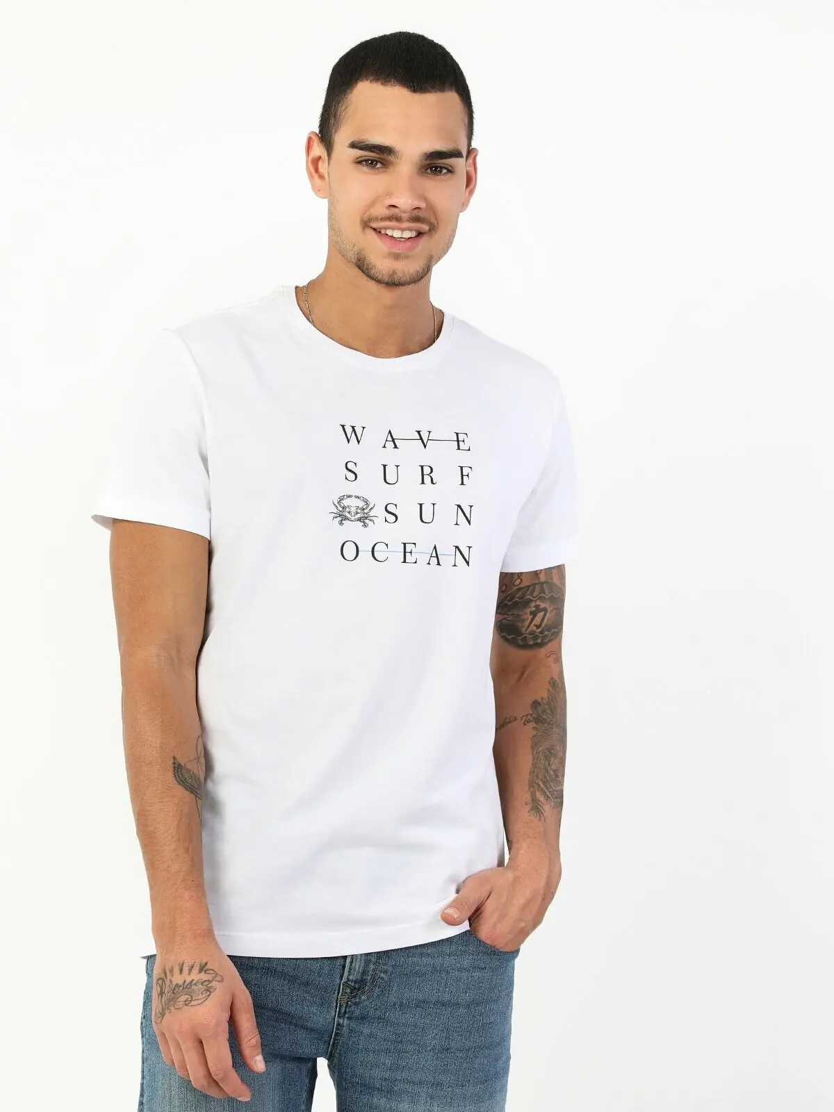 

Colins Men Regular Fit White Short SleeveTshirtMen's Tshirt Fashion Man Tshirts ,CL1047676