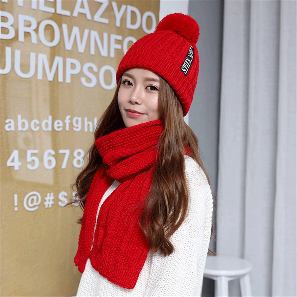 

Tsuretobe Зимние трикотажные шапки шарф комплект из 2 предметов для женщин Письмо теплая шерстяная Круглая Шапочка Шапка и Длинная вязаная шаль ...