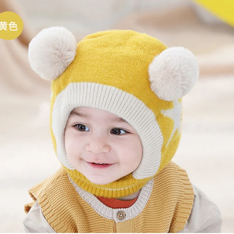 Шапка-ушанка детская вязаная с двумя помпонами ветрозащитная плотная теплая