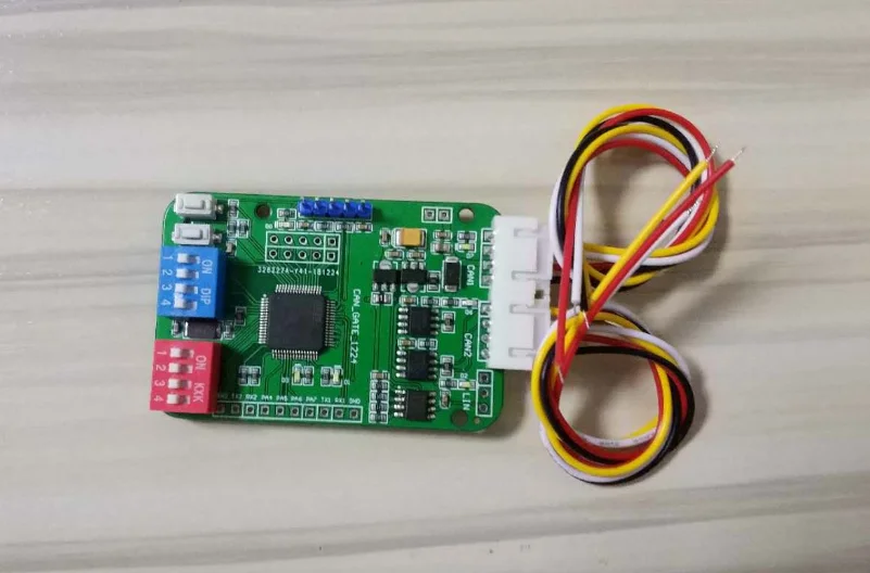 Placa de desarrollo CAN CANLIN gateway STM32F1x double CAN single LIN master slave que contiene fuente F105-1
