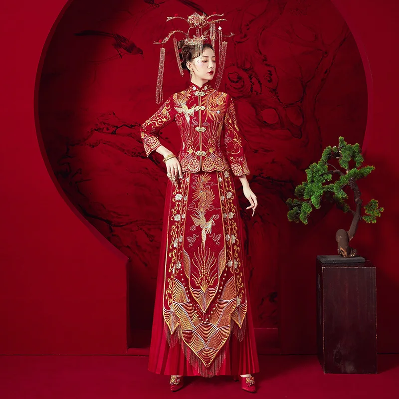 

Red Wedding Bride Chinese Style Cheongsam Traditional Long Qipao Embroidery Women's Evening Dress marry Clothes