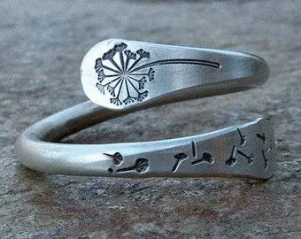 

Dandelion Modeled Double Wedding Ring Special Design