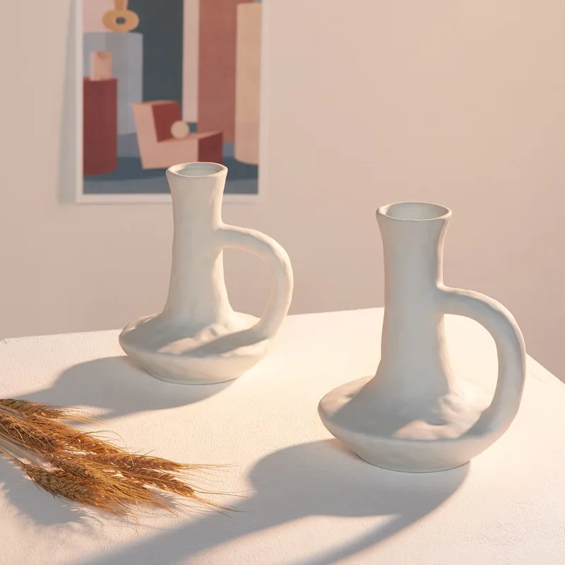 

Ins Nordic White Ceramic Vase Retro Handmade Teapot Flowers Pot Flower Arrangement For Home Decoration Utensils