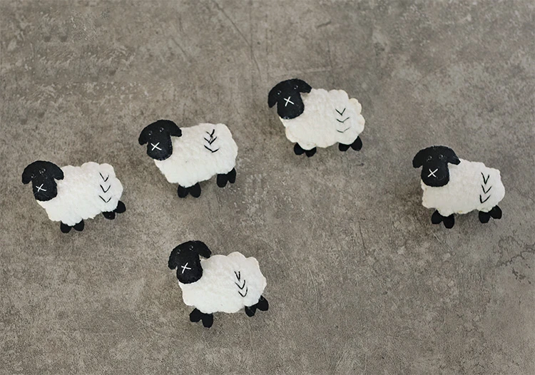 Рисунок 2 - Шерстяная овечья кукла ручной работы