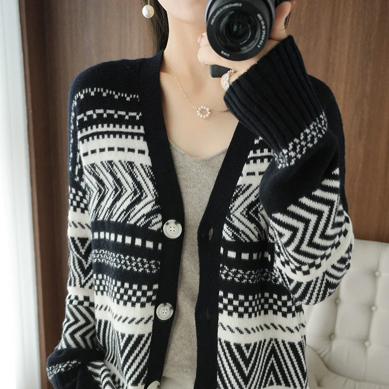 

Women New Pure Cashmere Cardigan Jacquard V-Neck Fashion Knit Jacket Loose Large Size Sweater Winter 100%Wool Shirt Female Coat