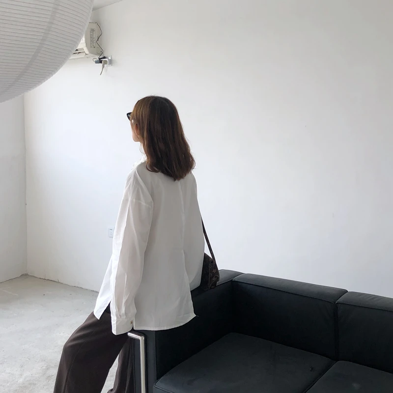 Женская рубашка с отложным воротником REALEFT белая Повседневная Свободная блузка