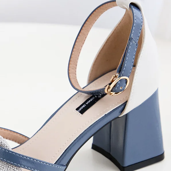 

2021 summer new white sandals office commute fashion comfortable high heels luxury party slip on shoes for women pump platform