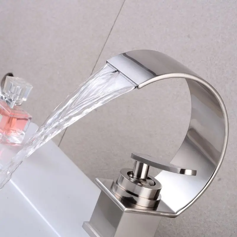 

Curve Style Basin Faucet Tap Chrome Finish Single Handle Hole Deck Mounted Wash Hot Cold Mixer Bathroom Kitchen Sink