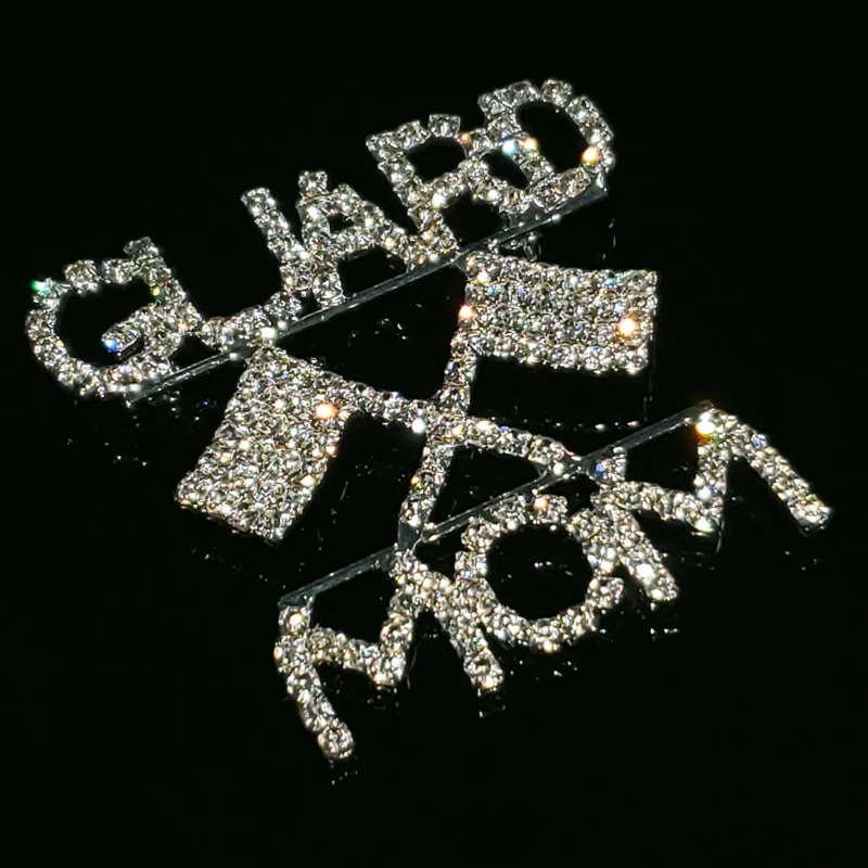 

Rhinestone Handmade "GUARD MOM with Flags" Saying Words Lapel Pin Unique Gift to Mother Letters Brooch Jewelry&Accessories