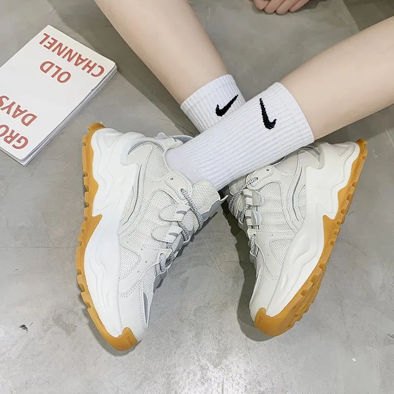 

2020 Spring And Autumn New net surface breathable running women's shoes fashion daddy shoes versatile leisure sports shoes X560