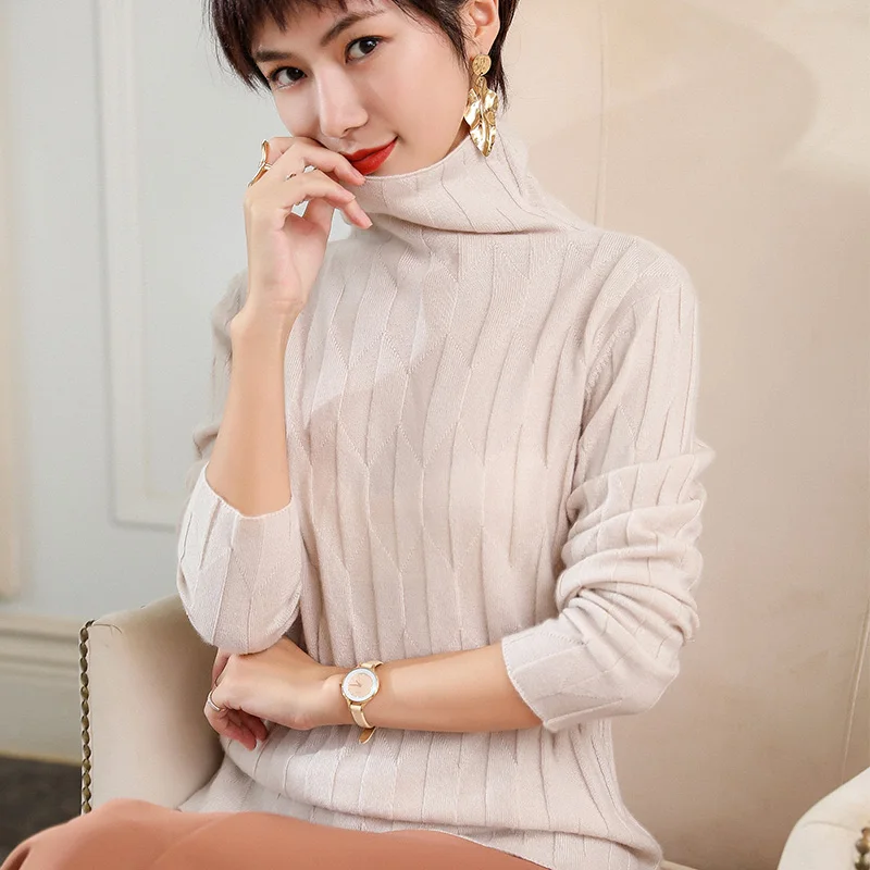 Женский вязаный кашемировый свитер с высоким воротником и узором в виде