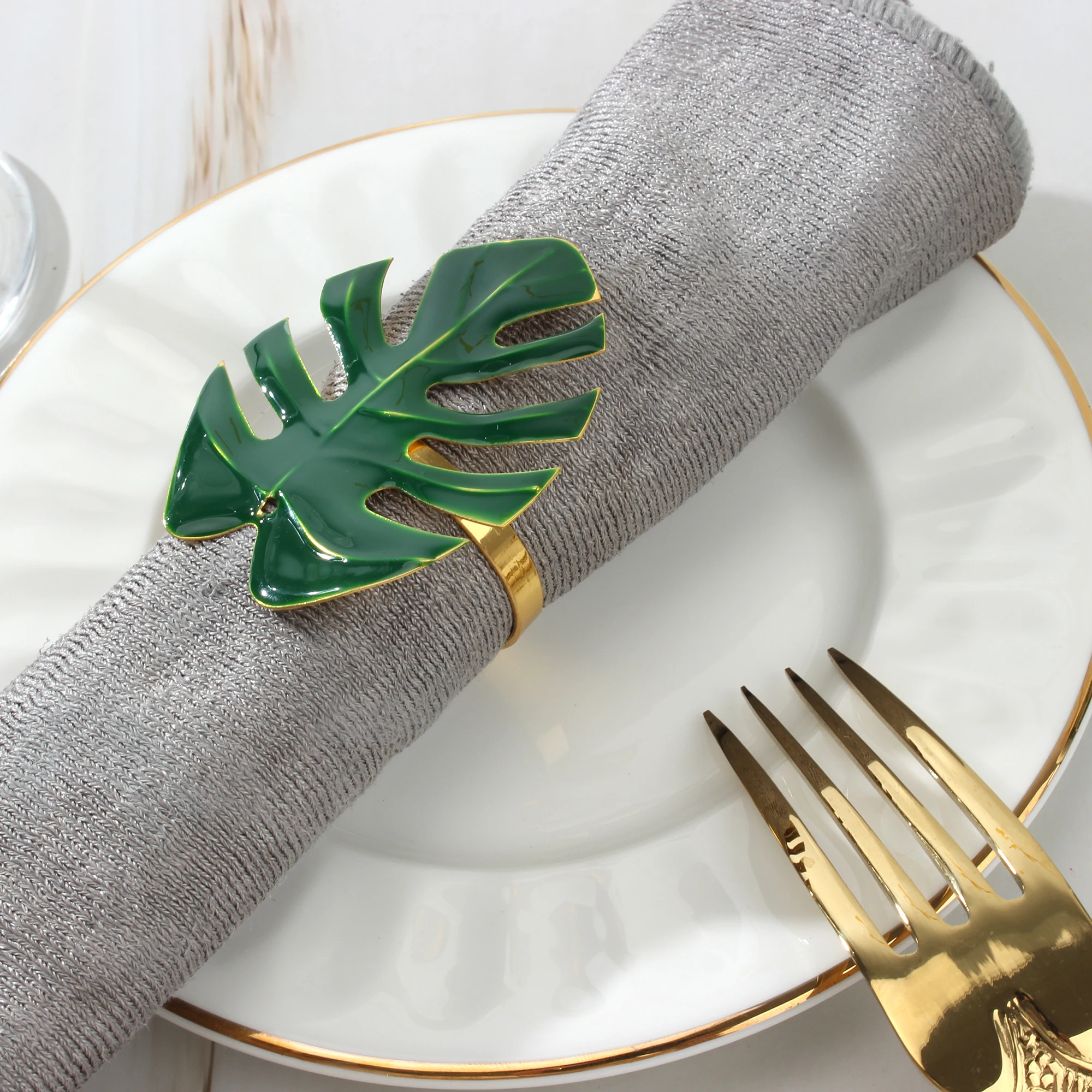 

6pcs/lot Napkin Ring Turtle Leaf Green Leaf Napkin Circle Hawaiian Wedding Napkin Buckle Dinner Party Wedding Table Decoration