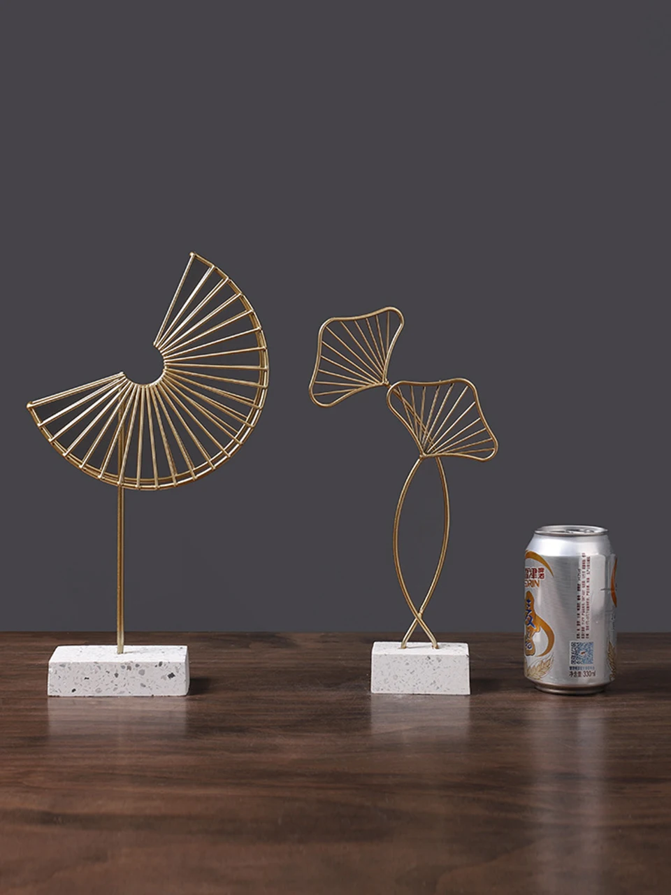 

Luxury Metal Stand Ginkgo Biloba Leaves Decor Ornament Fan Shaped Designed Creative Home Resin Crafts Decoration SB-93