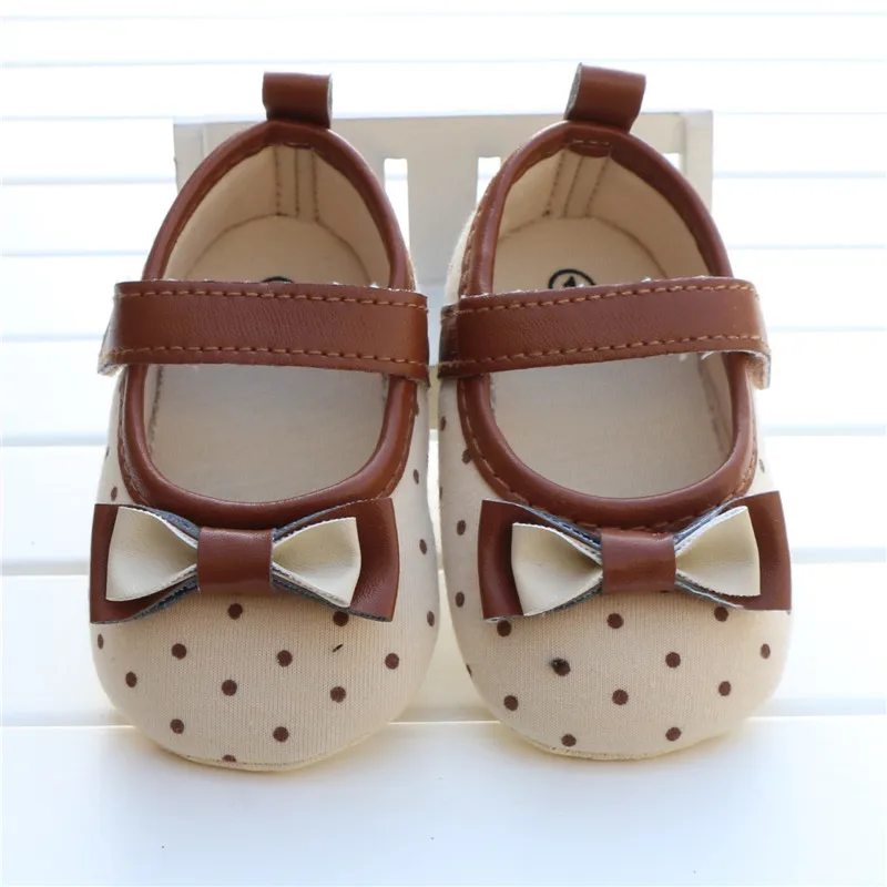 Обувь для маленьких девочек Бежевые мокасины в горошек с бантом новорожденных