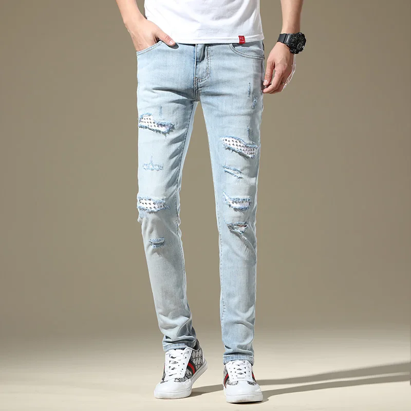 

2021 new Korean slim trend casual versatile young men's jeans light blue
