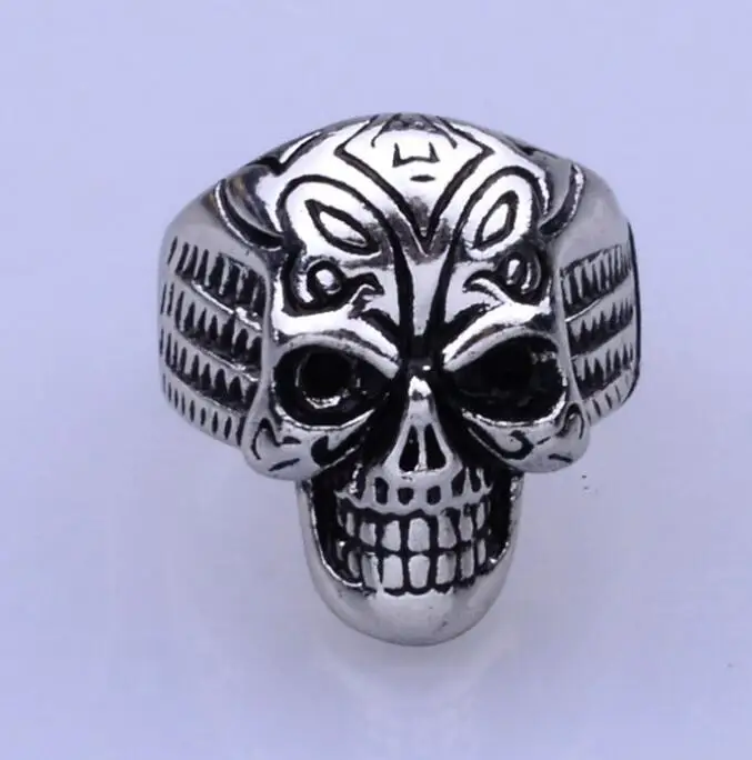 

Gothic men's skull ring punk horror skull party ring simple stainless steel jewelry