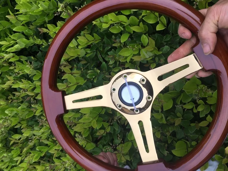Универсальное деревянное рулевое колесо с хромированными золотыми спицами 350 мм