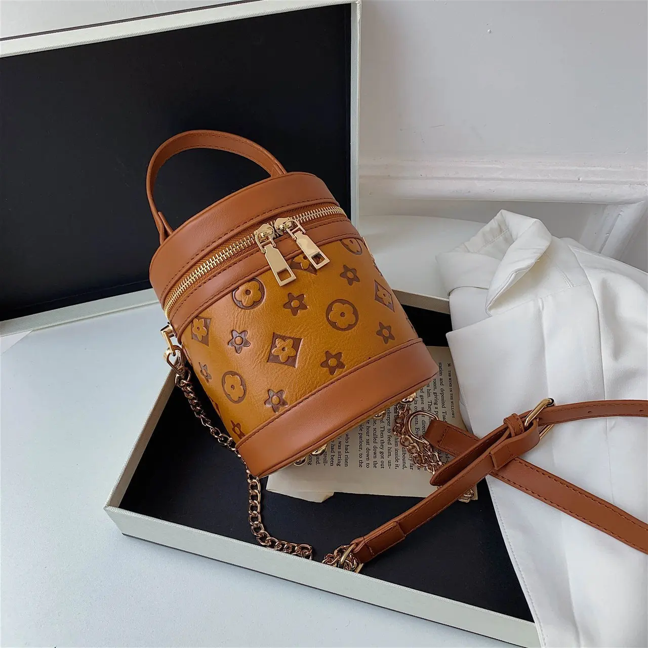 

Fashion Women Crossbody Bag Leather Retro Embossed Shoulder Bags Brown Bag Luxury Top Handle Bags Designer Luxury