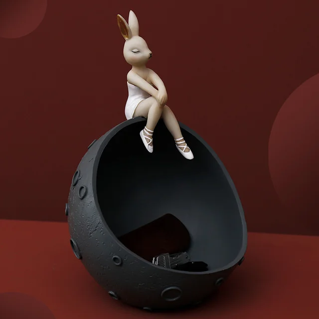 Креативное пространство зайчик девушка введите ключ лампа в скандинавском стиле