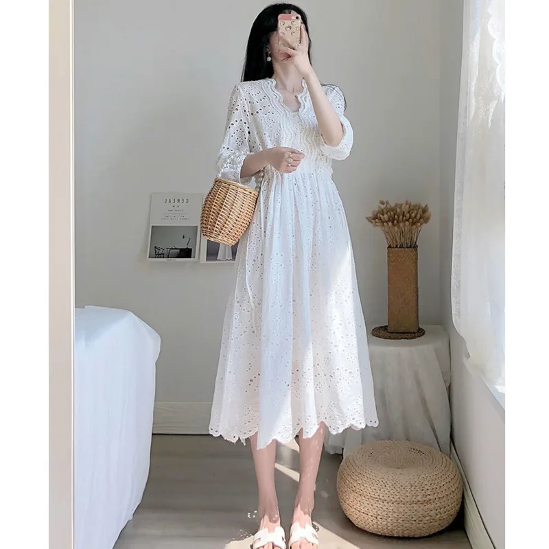 Женское платье с вышивкой и V-образным вырезом белое длинное платье-оверсайз в