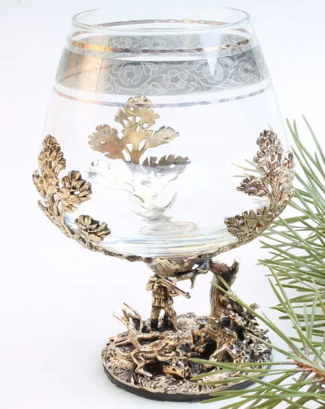 Рисунок 3 - Бизнес сувенир бокал для коньяка