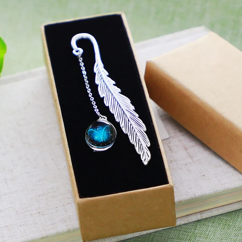 

Luminous Specimen Bookmark Vintage Feather Reading Mark Metal Book Clip Hanging Beautiful Constellation Bookmark For Book Tassel